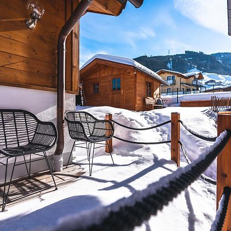 Dorfchalets & Apartments - Authentic Experience In Centre Of Kaprun Including Tauernspa And Summercard Exteriér fotografie