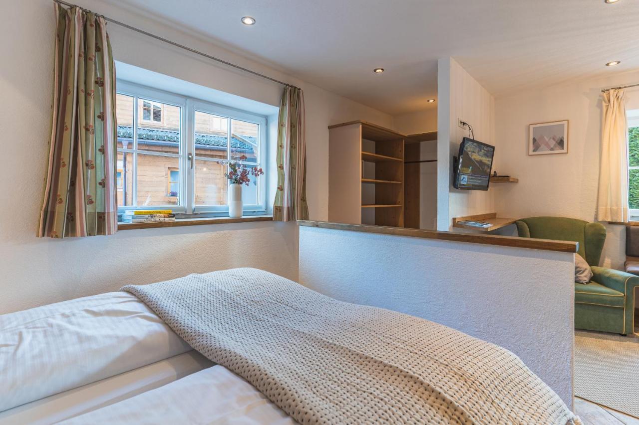 Dorfchalets & Apartments - Authentic Experience In Centre Of Kaprun Including Tauernspa And Summercard Exteriér fotografie