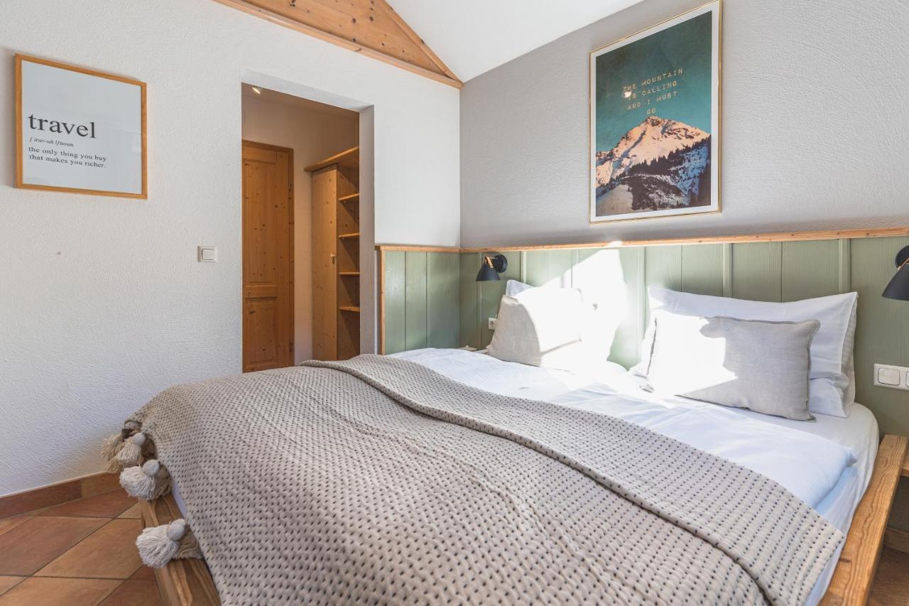 Dorfchalets & Apartments - Authentic Experience In Centre Of Kaprun Including Tauernspa And Summercard Exteriér fotografie