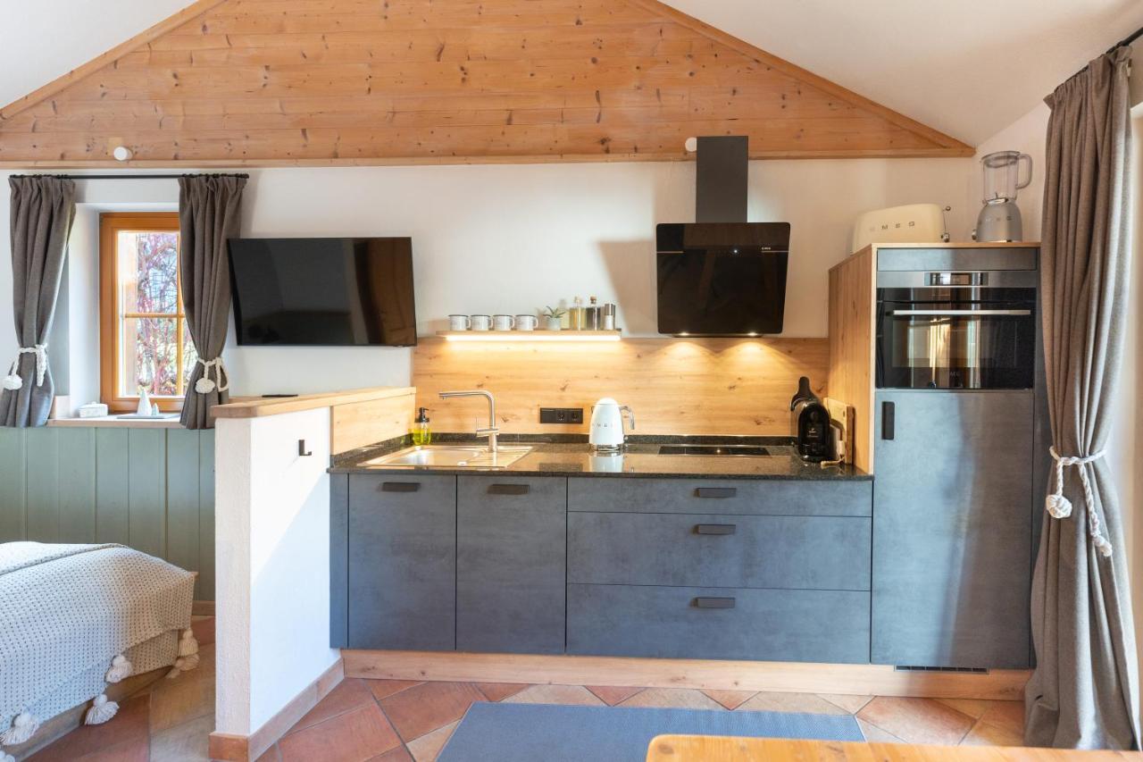 Dorfchalets & Apartments - Authentic Experience In Centre Of Kaprun Including Tauernspa And Summercard Exteriér fotografie