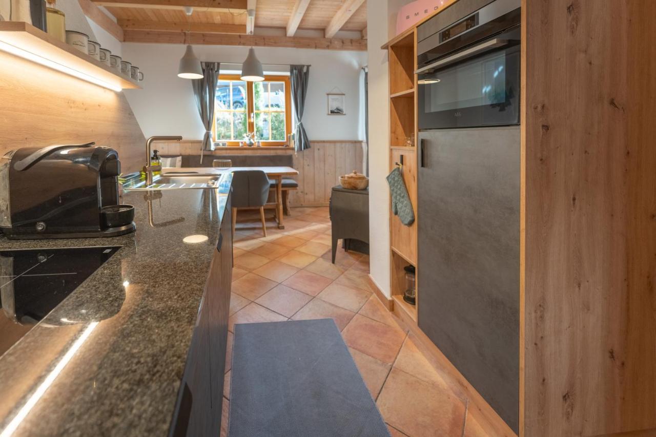 Dorfchalets & Apartments - Authentic Experience In Centre Of Kaprun Including Tauernspa And Summercard Exteriér fotografie