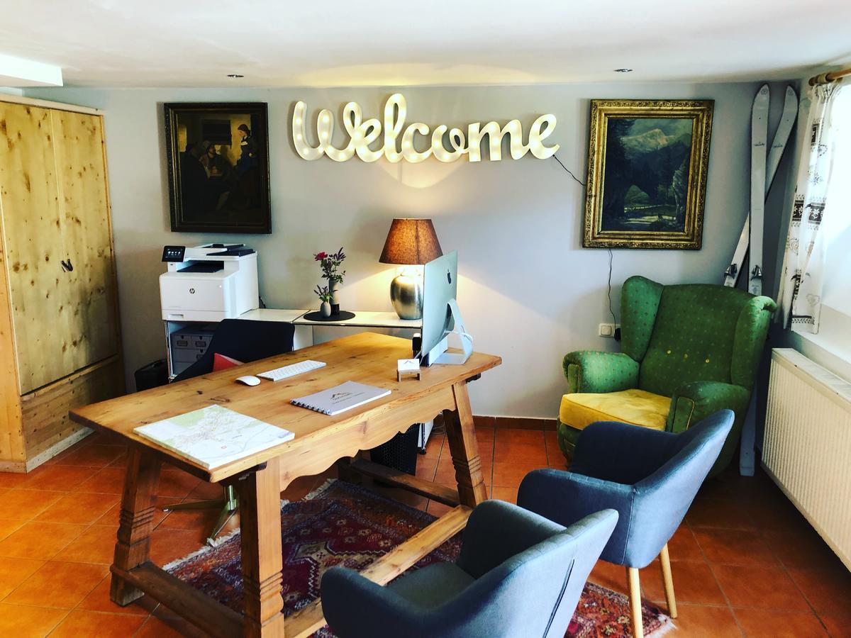 Dorfchalets & Apartments - Authentic Experience In Centre Of Kaprun Including Tauernspa And Summercard Exteriér fotografie